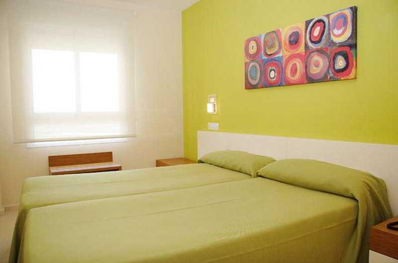 Apartamentos Turisticos Vacanza Sun Beach Guardamar del Segura Habitación foto